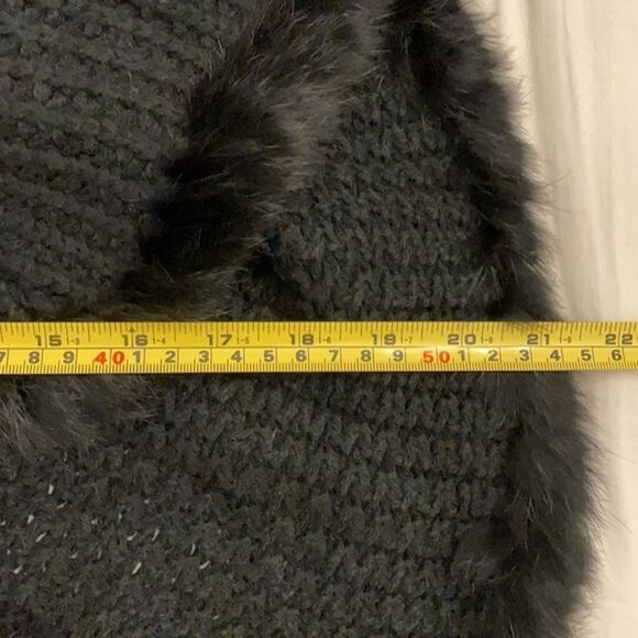 Love Token Knit Black Sweater Vest Shrug Trimmed in Rabbit Fur Womens Size XS - Picture 7 of 12